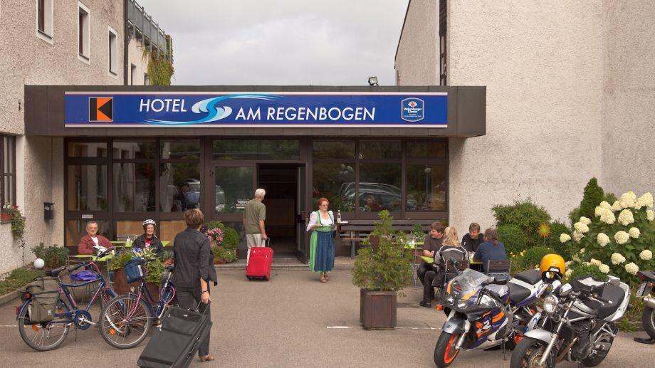 Hotel Am Regenbogen Cham Exteriör bild